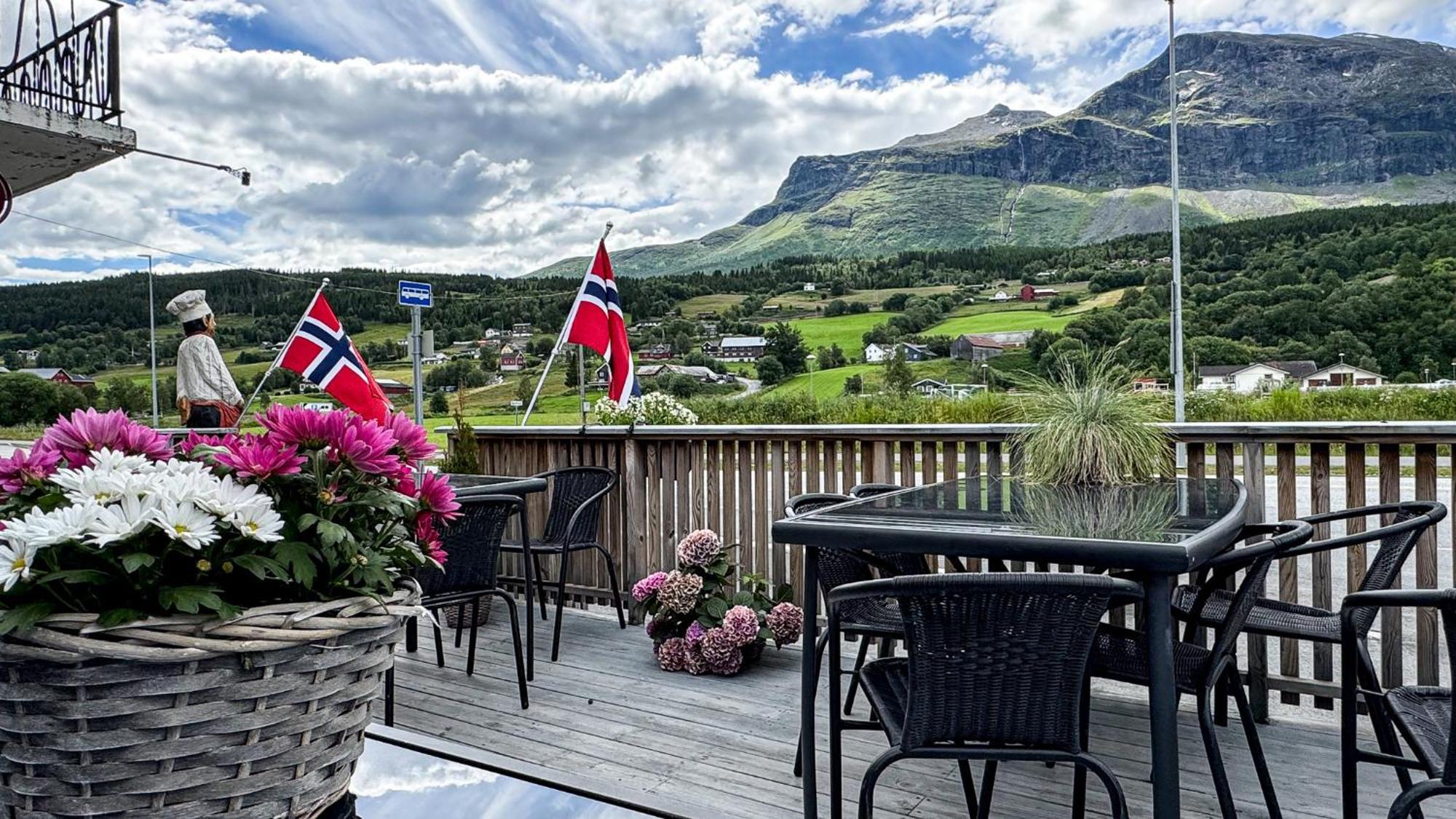 Mjosvang Kafe Vang I Valdres Extérieur photo